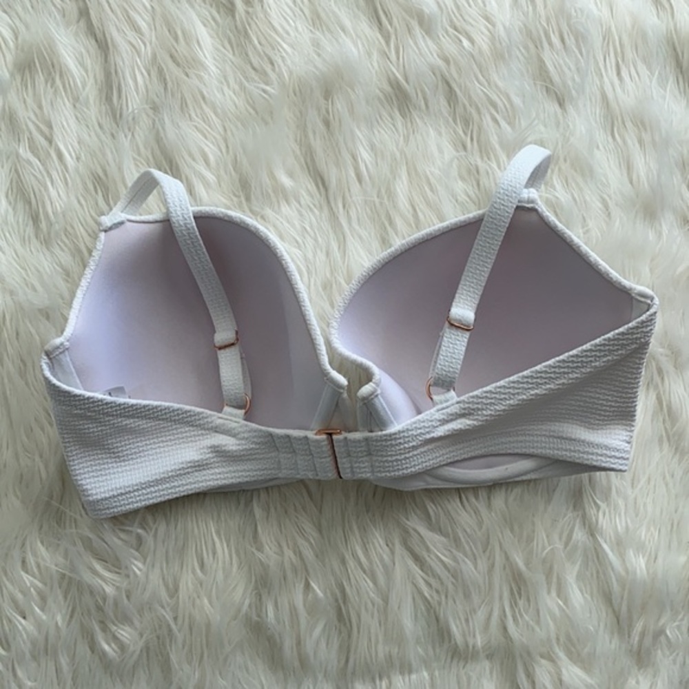 Shade & Shore‎ | White Bikini Top - Picture 6 of 10